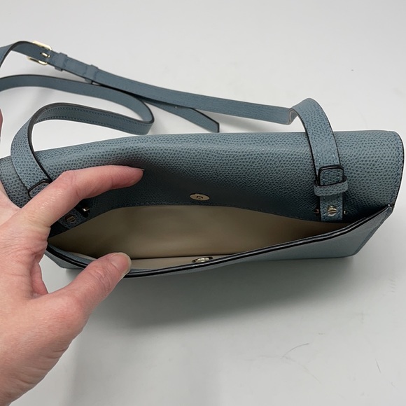 Valextra Twist crossbody bag Blue Textured Leather - Picture 6 of 16